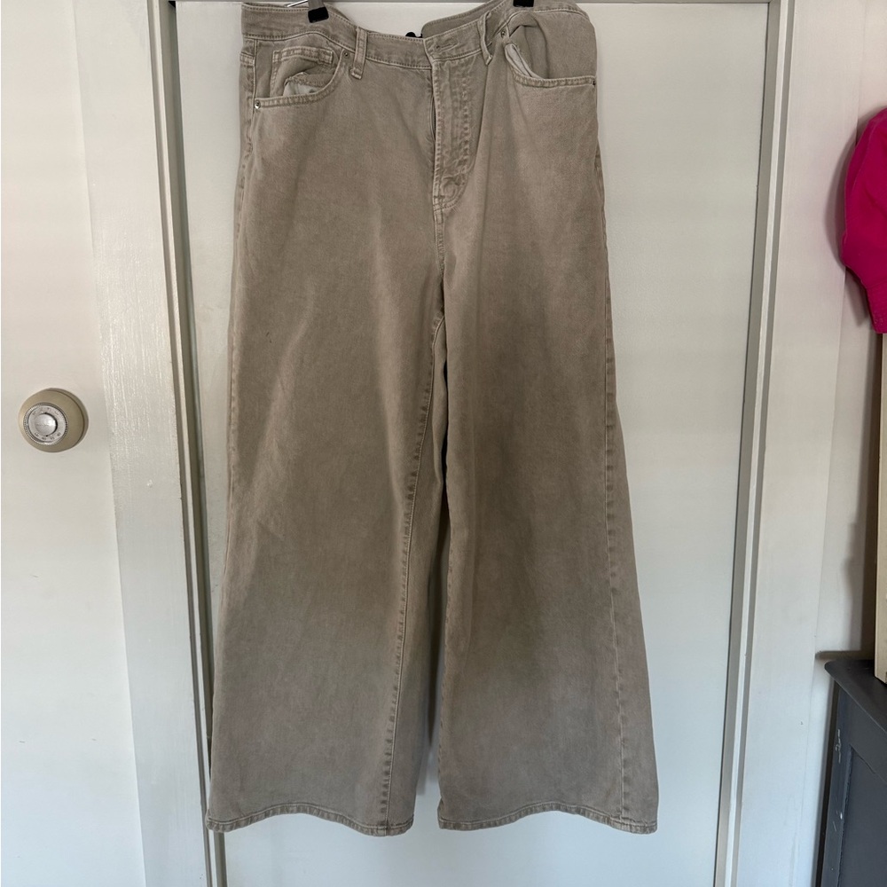 GAP High-Rise Wide-Leg Denim in Beige